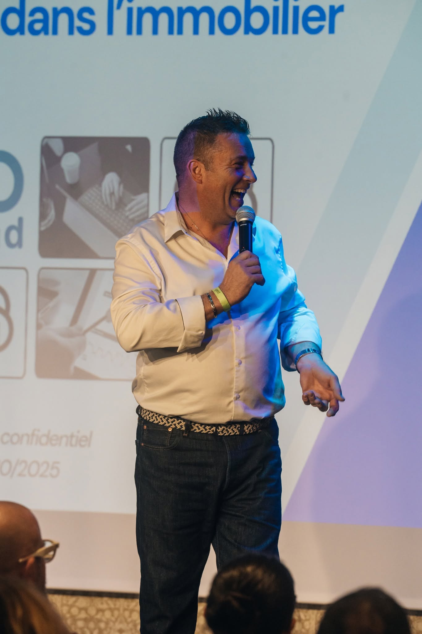 David Mancarella en conf&eacute;rence devant des professionnels